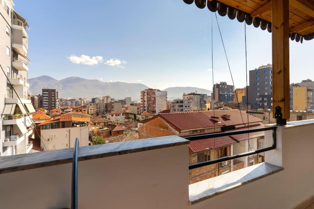 New Bazaar Apartment تيرانا المظهر الخارجي الصورة